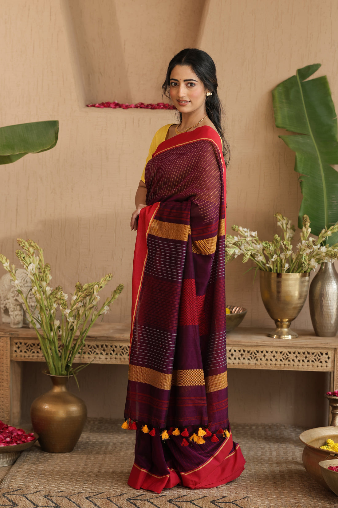 Bharvi | Handloom certified Tangail saree