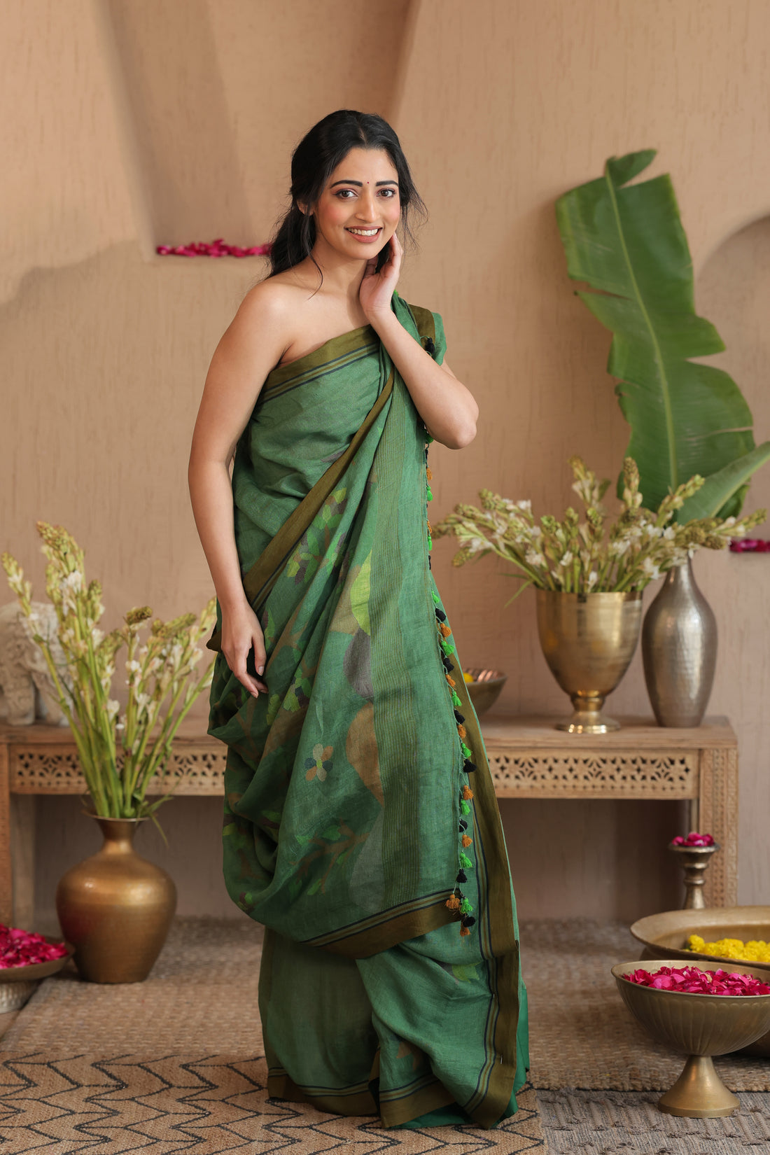 Harini | Handloom certified Jamdani saree