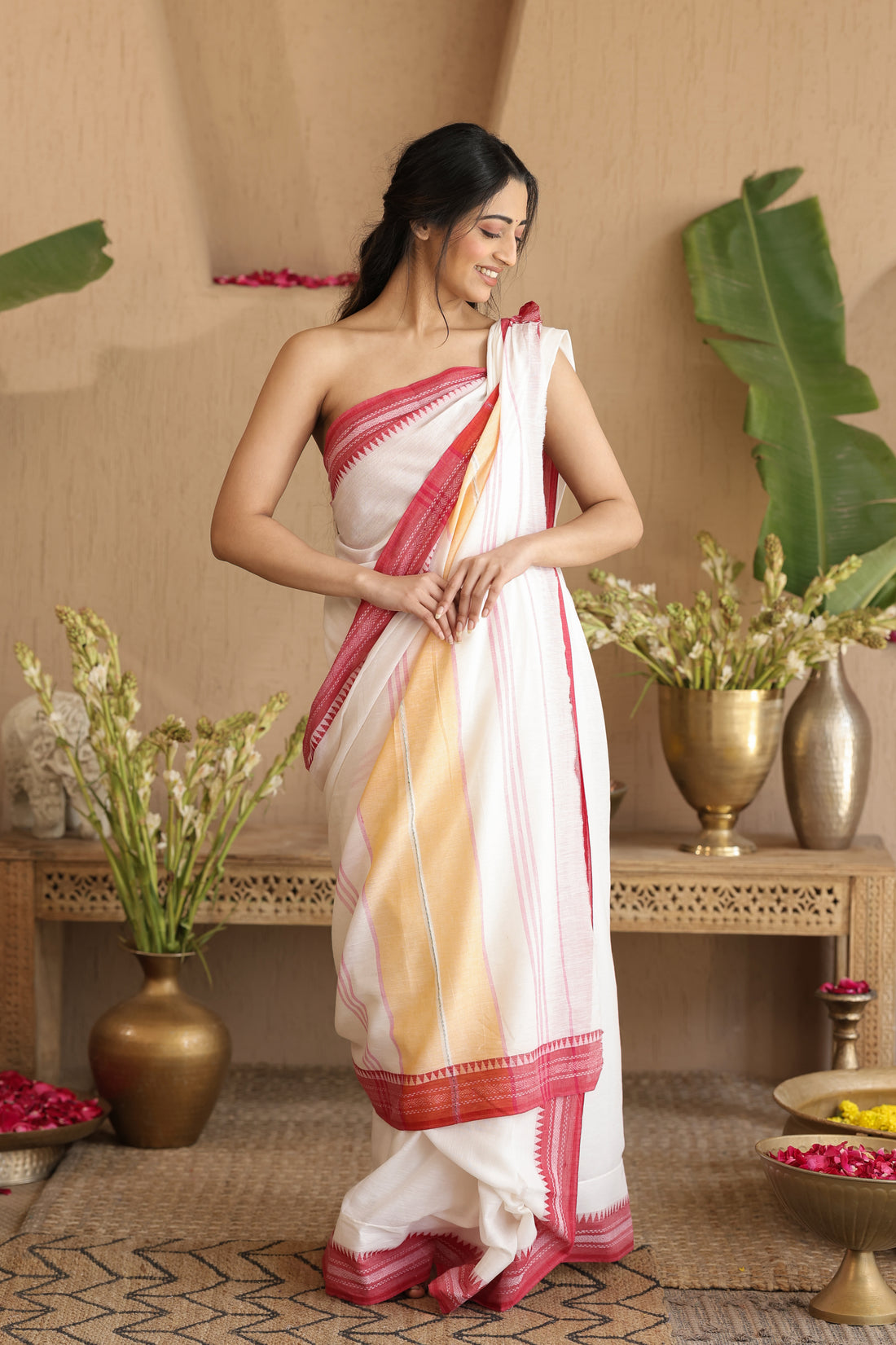 Paro | Handloom certified Dhaniakhali saree